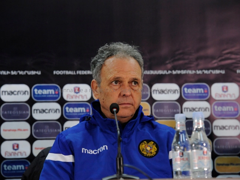 Хоакин Капаррос