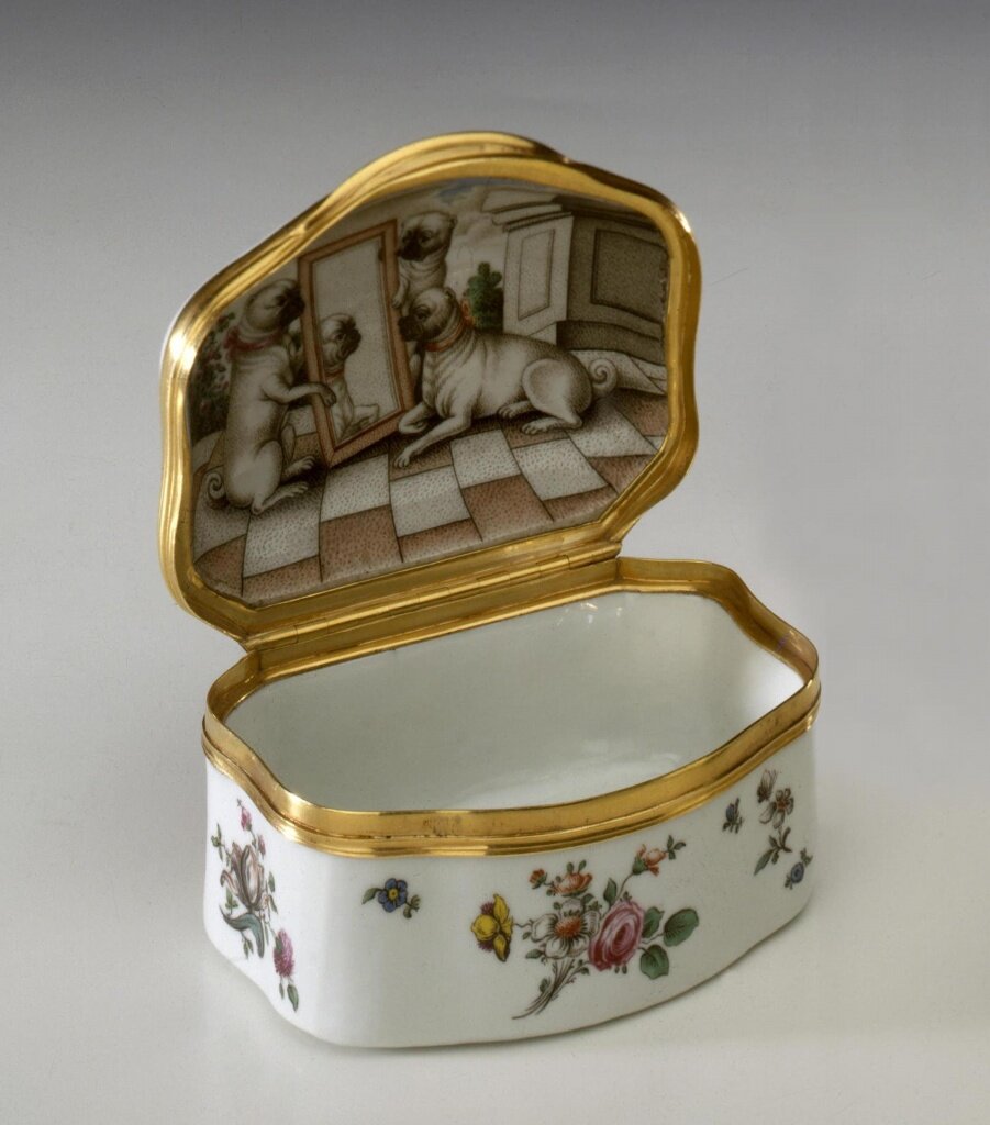 Из коллекции Музея Императорского фарфорового завода 