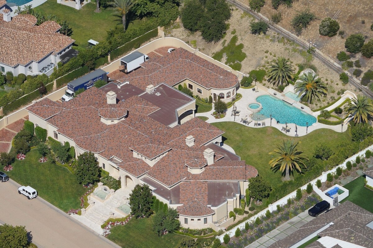    Новый особняк Бритни Спирс и Сэма АсгариLegion-Media