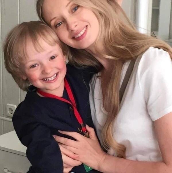 Вдова Градского перестала скрывать сыновей