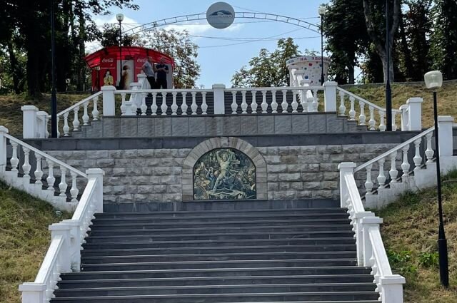    Лестницу на Набережной обновили. Фото: Пресс-служба минЖКХ Северной Осетии/ Эмилия Алиева