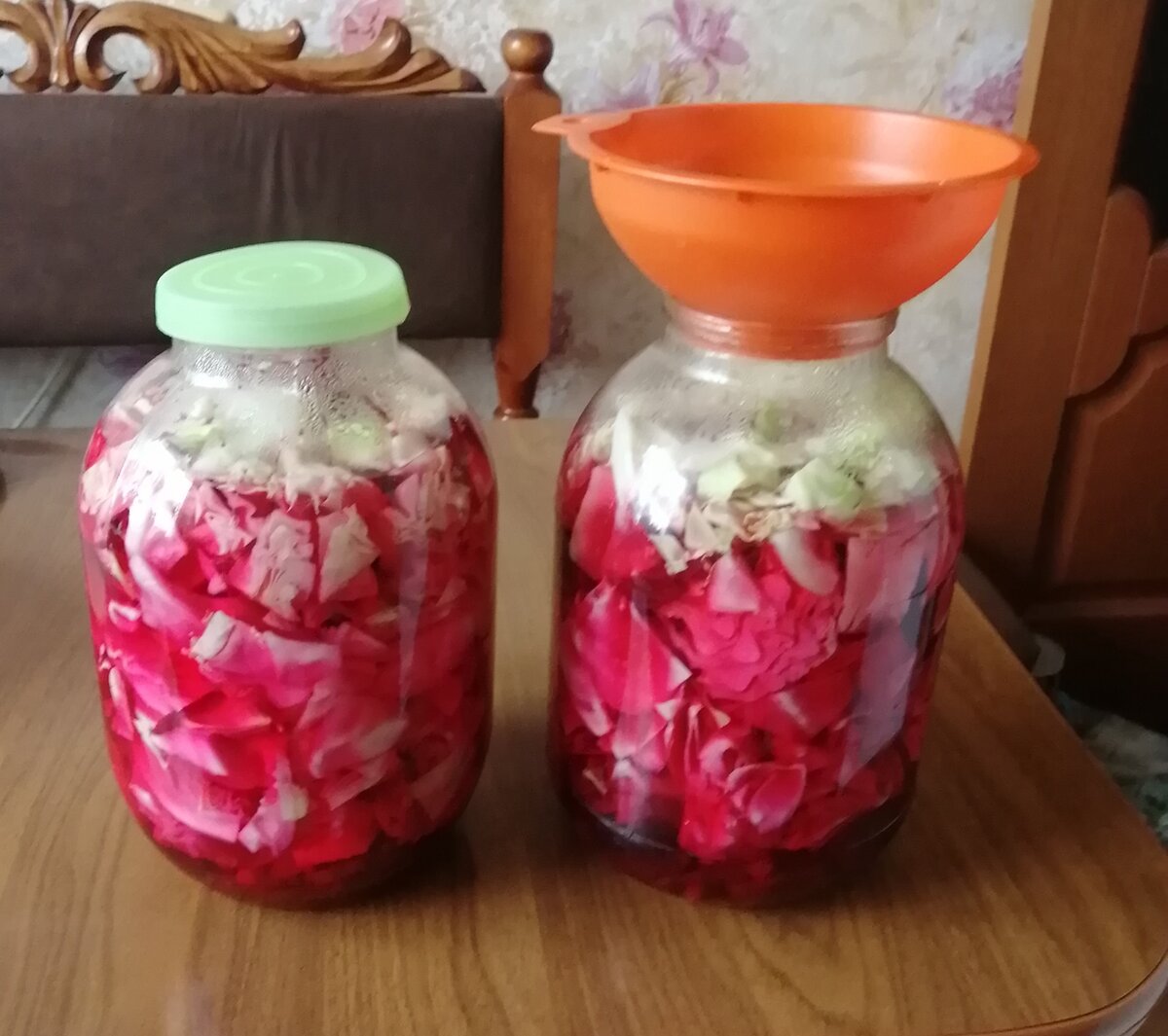 Мариновая капуста со свеклой
