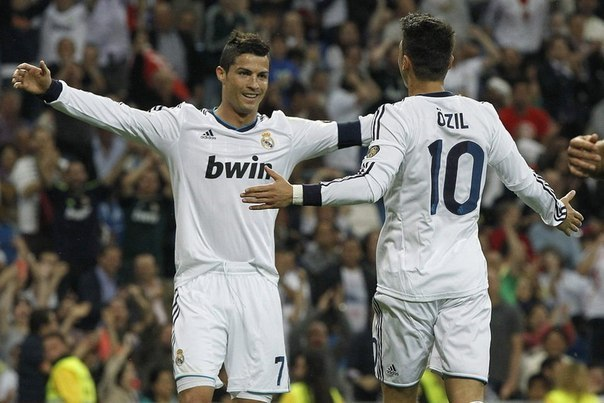 Я не плачу, просто 2 машины попали в глаз