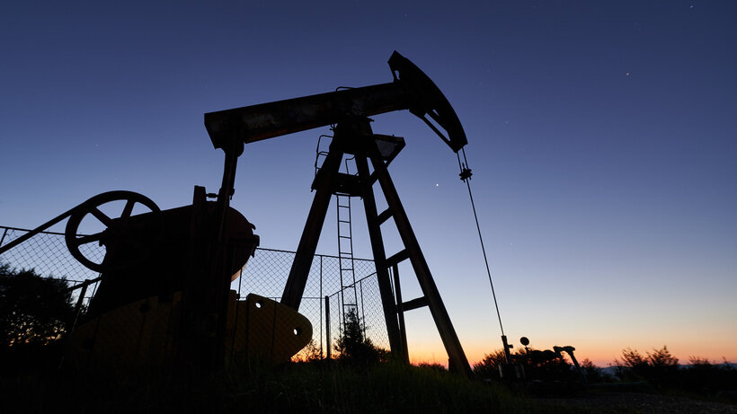    Нефтяная вышка © Adobe Stock