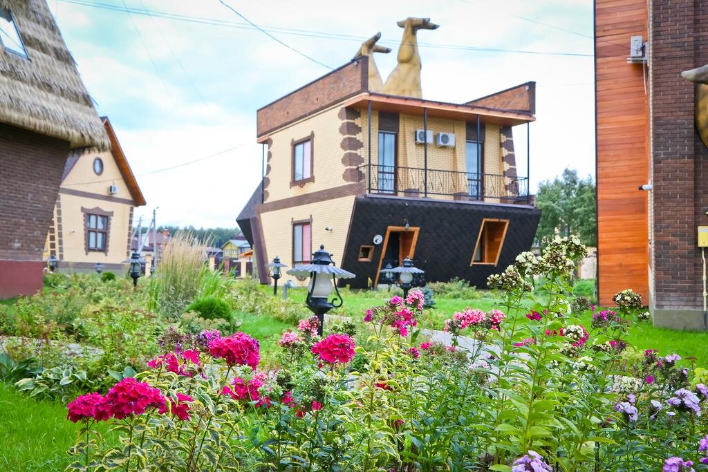 Отель лачи подмосковье. Парк отель Лачи Подмосковье. Загородный клуб Лачи. Лачи отель в Подмосковье. Загородный отель Лачи Подмосковье.