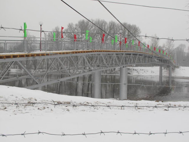  Когда-то здесь начиналась пограничная полоса куда доступ гражданских лиц был запрещен. Сейчас, при соблюдении определенных правил, доступ на территорию Тереспольского укрепления будет открыт для организованных групп экскурсантов
