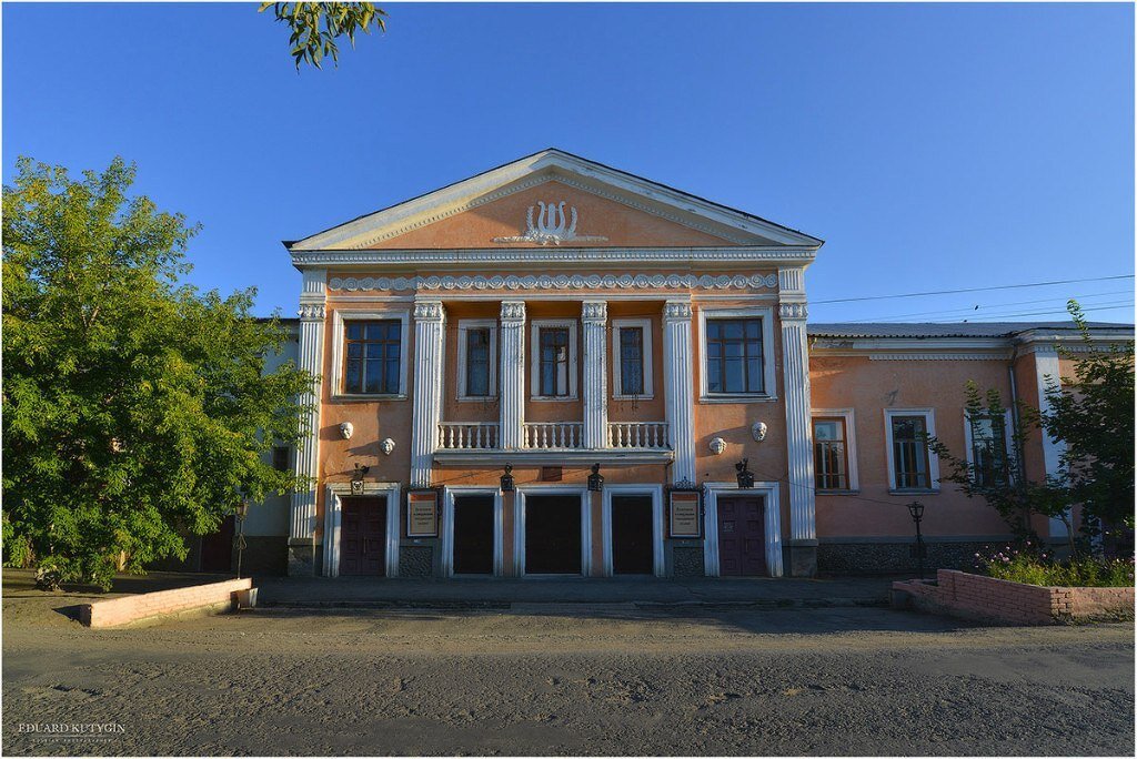 Фото шадринский драматический театр