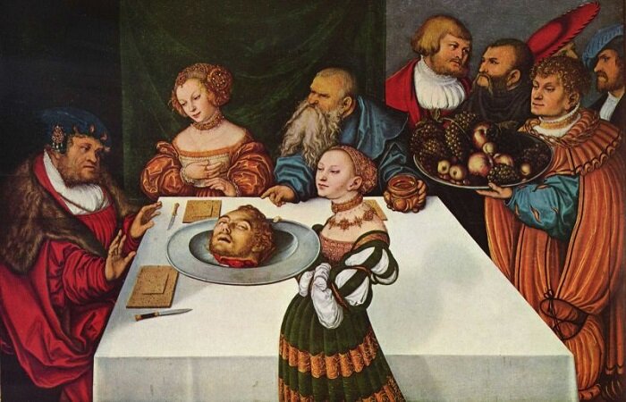  
Как изощрялись на пирах в давнем и недавнем прошлом. Картина Лукаса Кранаха Старшего.
Пиршество пиршеству рознь, и в историю вошло немало застолий, на которых не только ели, но и вытворяли нечто необычное. По большей части, в духе «Игры престолов», резали гостей. Но иногда сюрпризы на балах и пирах были изощрённее.
