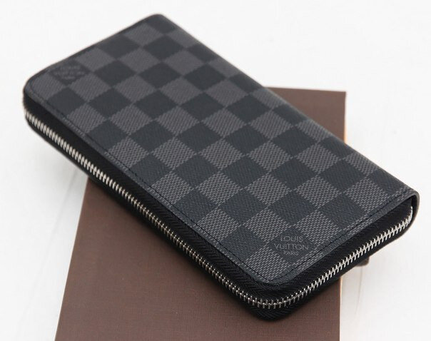 На кошелёк лучше всего влияет действие.