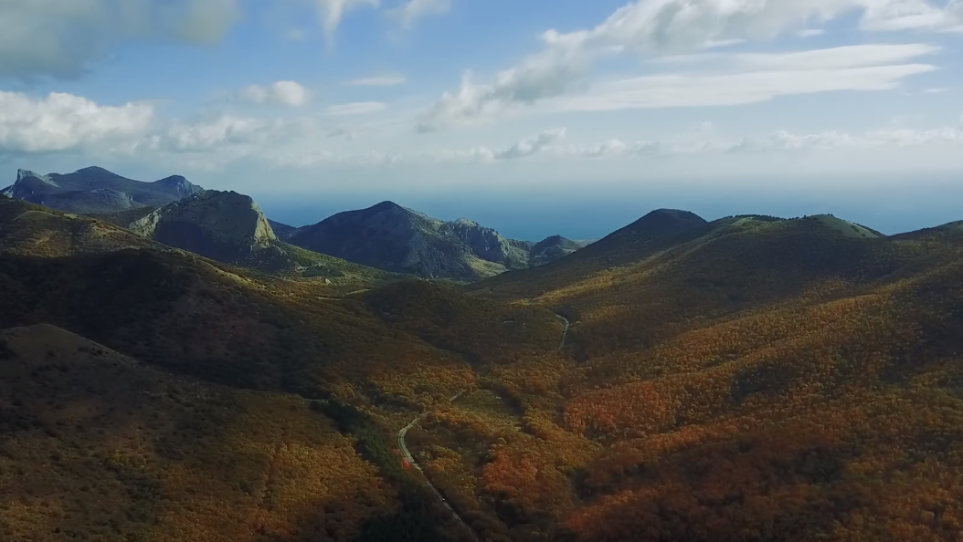 Крымский лес осенью