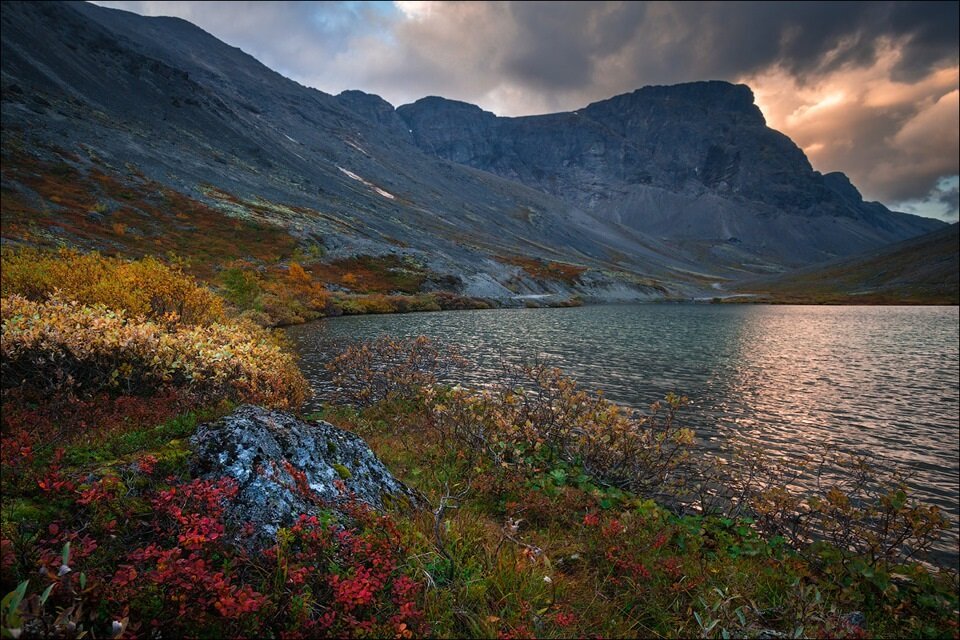 Ни капли фотошопа. лишь только чуток цветокоррекции 