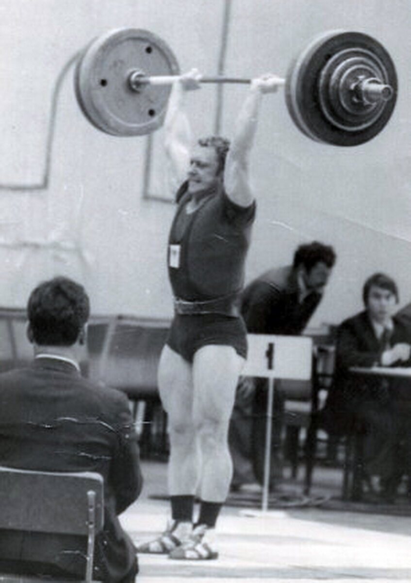 Игорь Григорьев