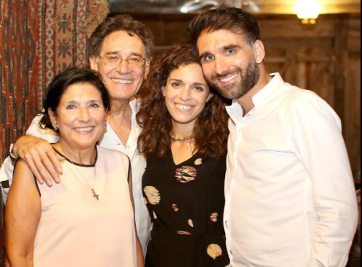 Зурабишвили вместе с первым мужем и детьми