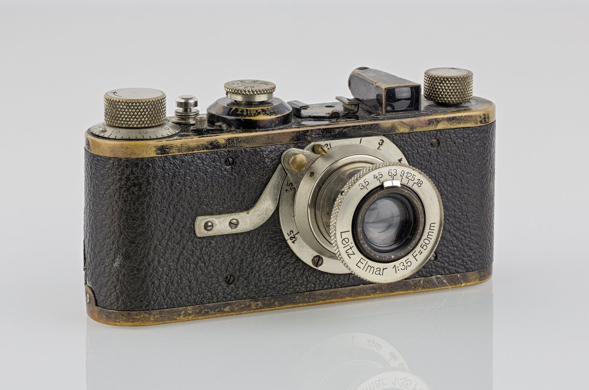 35 первый. Фотоаппарат Leica 1925. Leica 1936. Leica 1923. Leica i 1927.