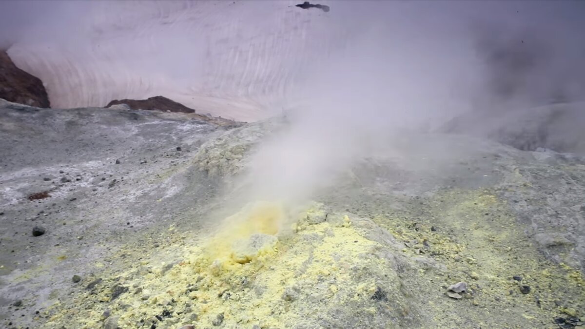 А вот тут живут эти ребята из Преисподней.