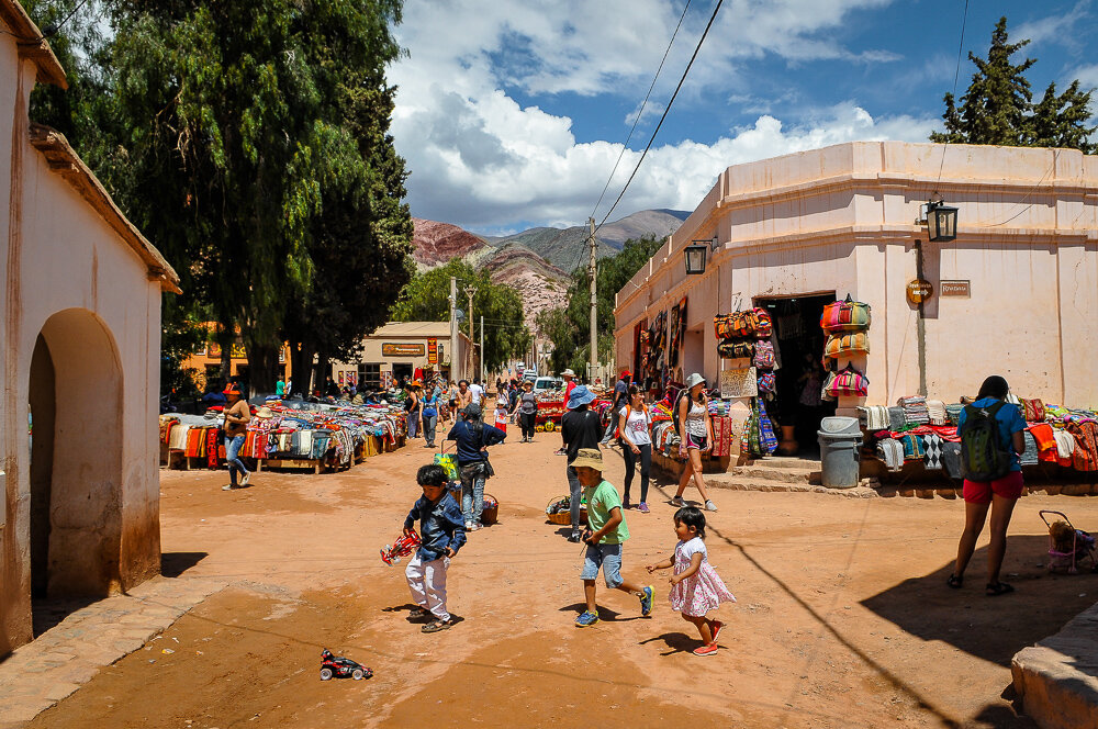 ���������� ����������� �� ��������� ����� � ���������. � ������ ���� ��������� ��������� � ��������� ������� ����������, � ������� ��������� ���� �� ������� ��������� ����� - ����������� ����.-3