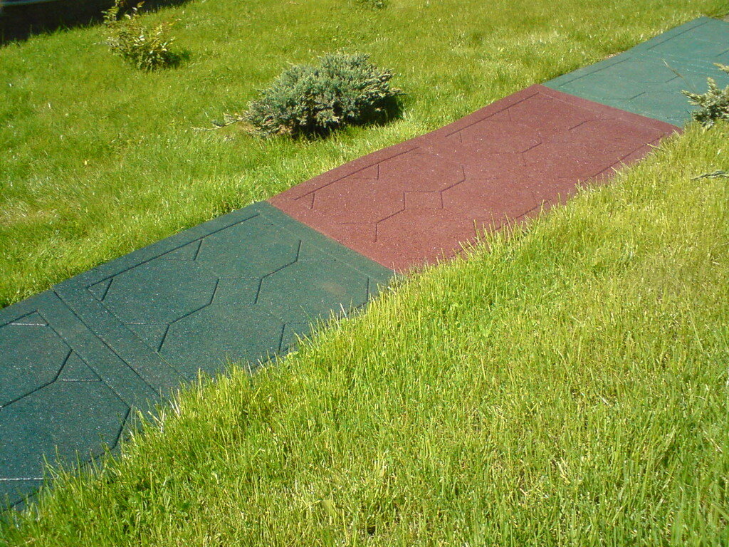 Изготовление тротуарной плитки для садовой дорожки из бетона своими руками: 5 видео инструкций