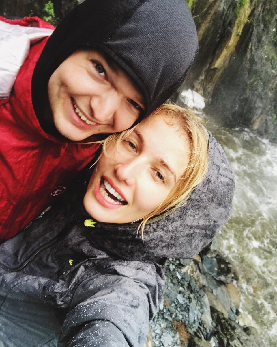 Над водопадом Корбу