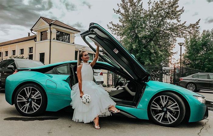 Марина Африкантова и Роман Капаклы стали законными мужем и женой