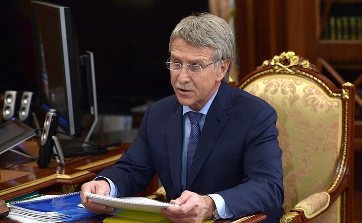 Состояние: $26,8 млрд 
Рост состояния: $562 млн
Место в общем рейтинге: 33-е

Леонид Михельсон — российский предприниматель и управленец, миллиардер. 

Председатель правления и крупный акционер российской газовой компании ПАО "НОВАТЭК", председатель совета директоров и крупнейший акционер ведущего российского нефтехимического холдинга "СИБУР".

Занимает первое место среди богатейших людей России.
