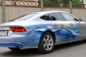 Что же мы понимаем под таким интересным словосочетанием, как «аэрография на автомобилях»? Этот термин означает технику художественной росписи поверхностей. Именно данная технология приходит нам на помощь, когда нужно создать красивый рисунок или эффектное 3D изображение, таким образом, как невозможно сделать это обычными художественными средствами. Весьма широко она распространилась среди автолюбителей.