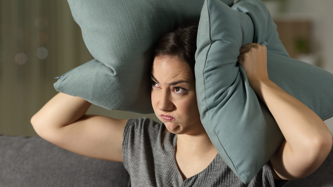 Шумные соседи