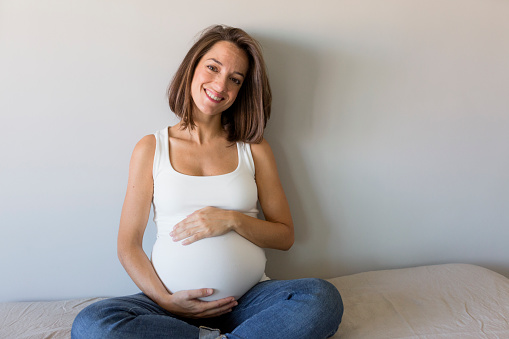 Анализ на гормоны при беременности является обязательным, как правило, он проводится после того, как беременная женщина зарегистрирована в консультации.
-2