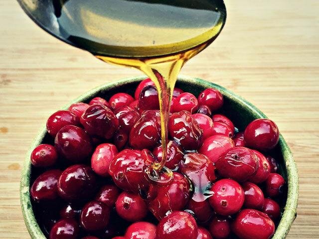 Клюква и мёд. Фото из открытых источников