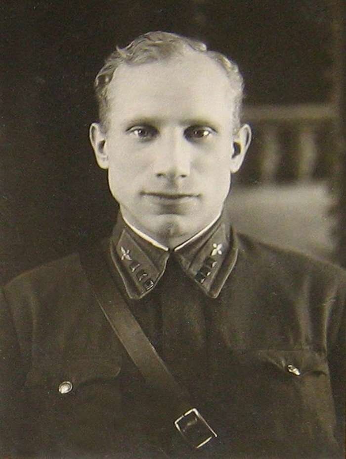 Иванов Иван Иванович.