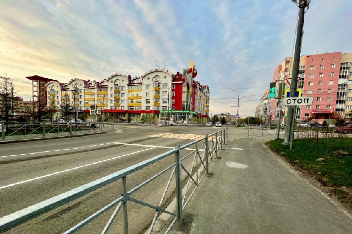    Губернатор ЯНАО готовится к поездке по региону