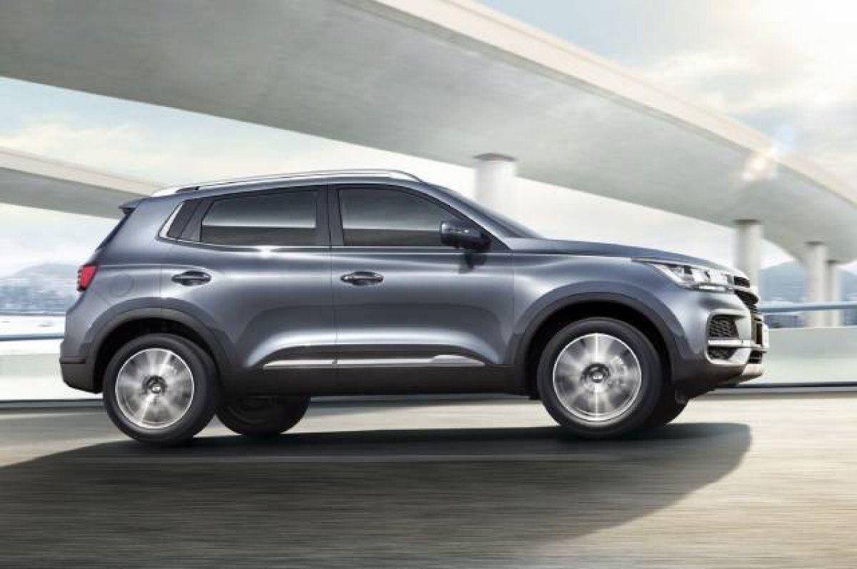    Chery Tiggo 4.