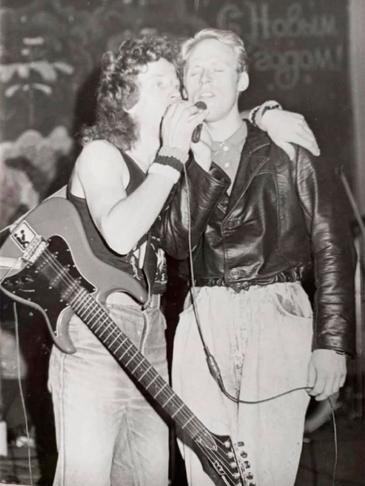 ВИА «Гримм», солист Николай Громов, 1990-е / Фото: архив Николая Громова