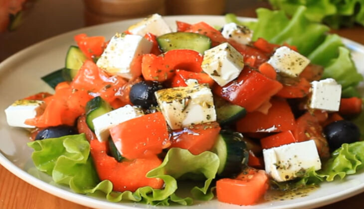 Рецепт и фото Греческий салат с брынзой — Сочетайзер