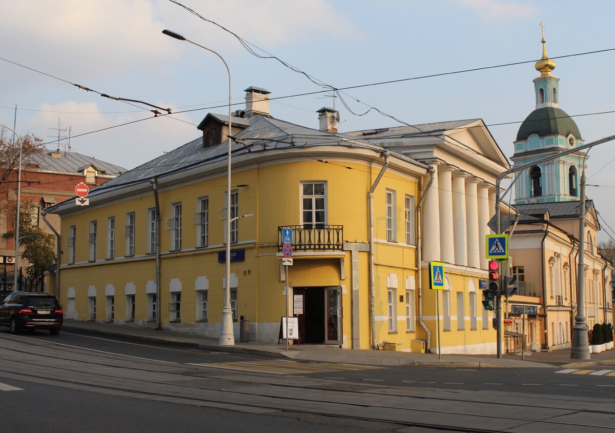 яузский бульвар москва