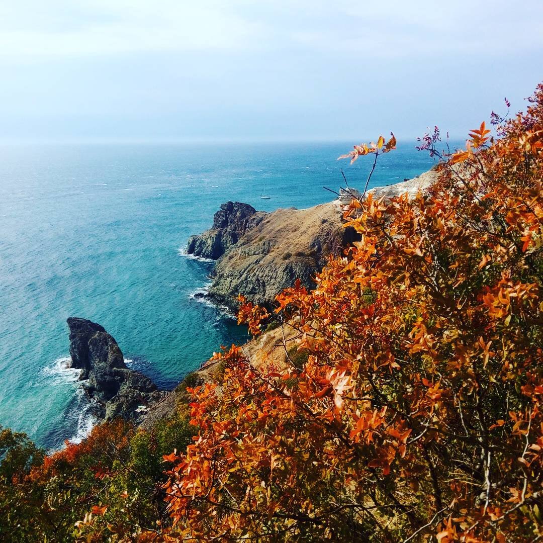 Осень и море