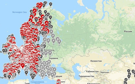 На выше представленном изображении можно разглядеть уже установленные станции подзарядки (обозначены красным цветом), станции, которые планируется создать (обозначены серым), а также сервисные центры и центры продаж.