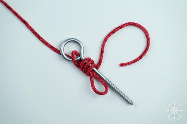 Как вязать ступенчатый узел - шаг 5