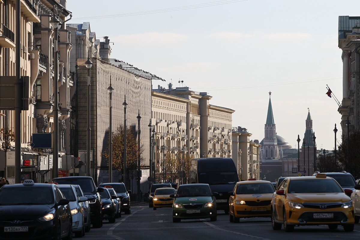   Я уже писал, что это мой второй заход в такси. В прошлый раз я отработал в такси два с половиной года в 2004—2006 годах.