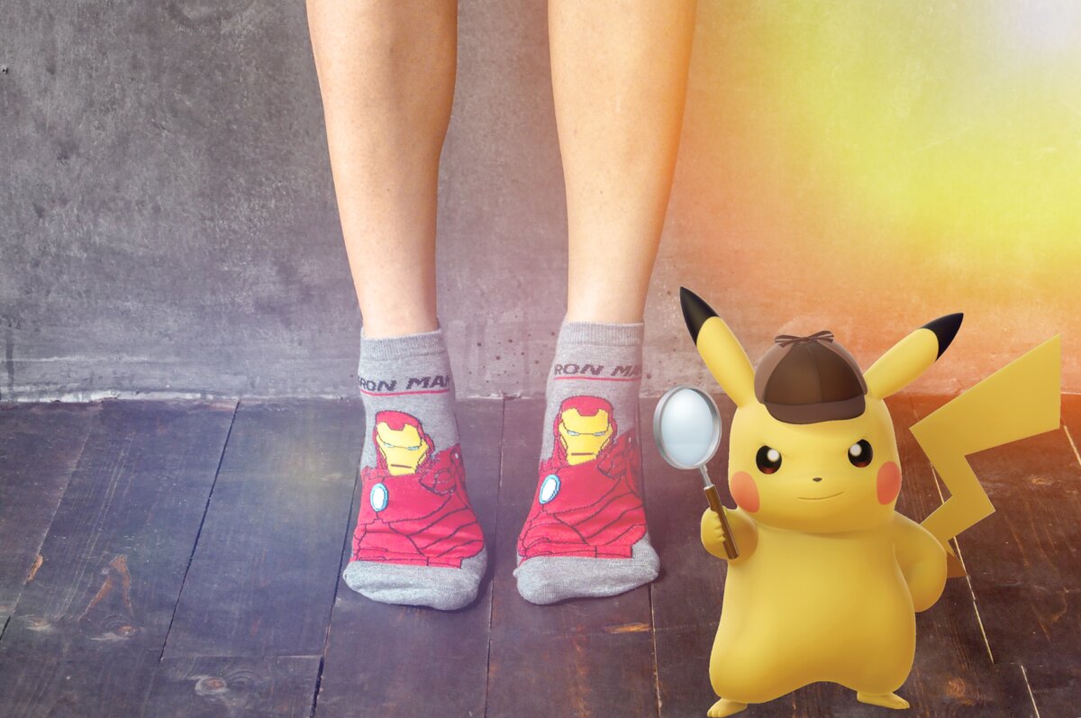 Вот вы меня спросите - чем похожи люди и носки? С первого взгляда может показаться, что сходство между нами стремится к нулю и, с грохотом проламывая «дно», улетает в неизвестном направлении. Но я, носок Афанасий, готов доказать, что мы очень похожи.