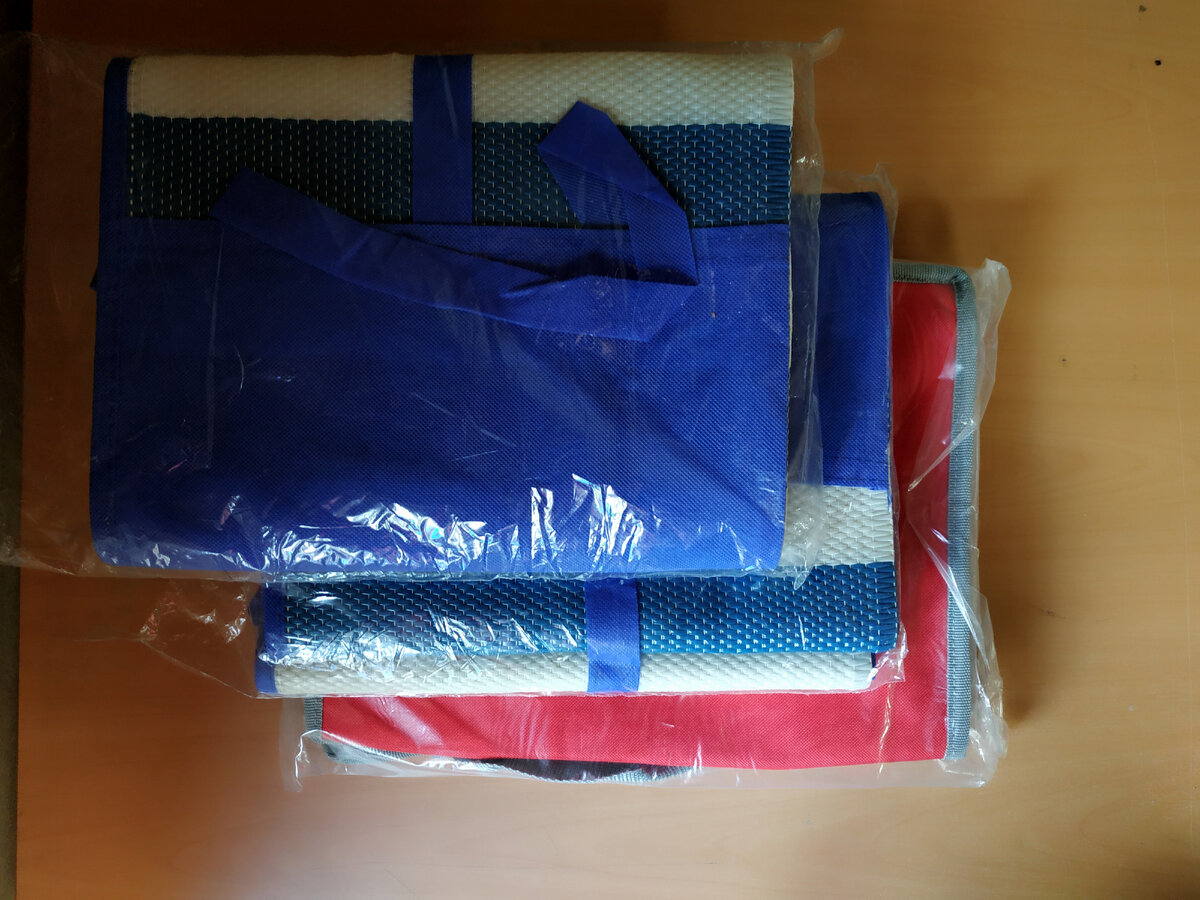 2 пляжные циновки с сумкой за 1 005 рублей