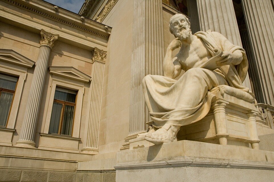https://pixabay.com/photos/statue-herodot-sculpture-herod-756624/