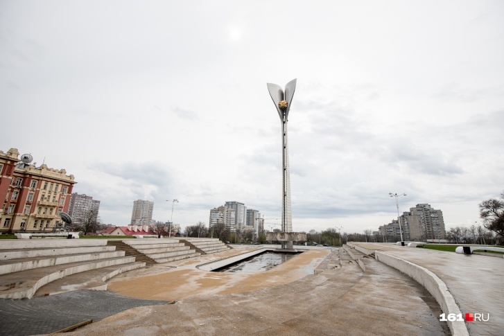 фото использовано с https://161.ru/text/gorod/66469435/