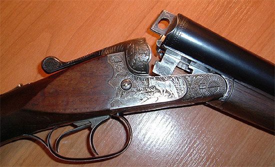 
Штучное. Резьба по металлу: лисица и заяц
