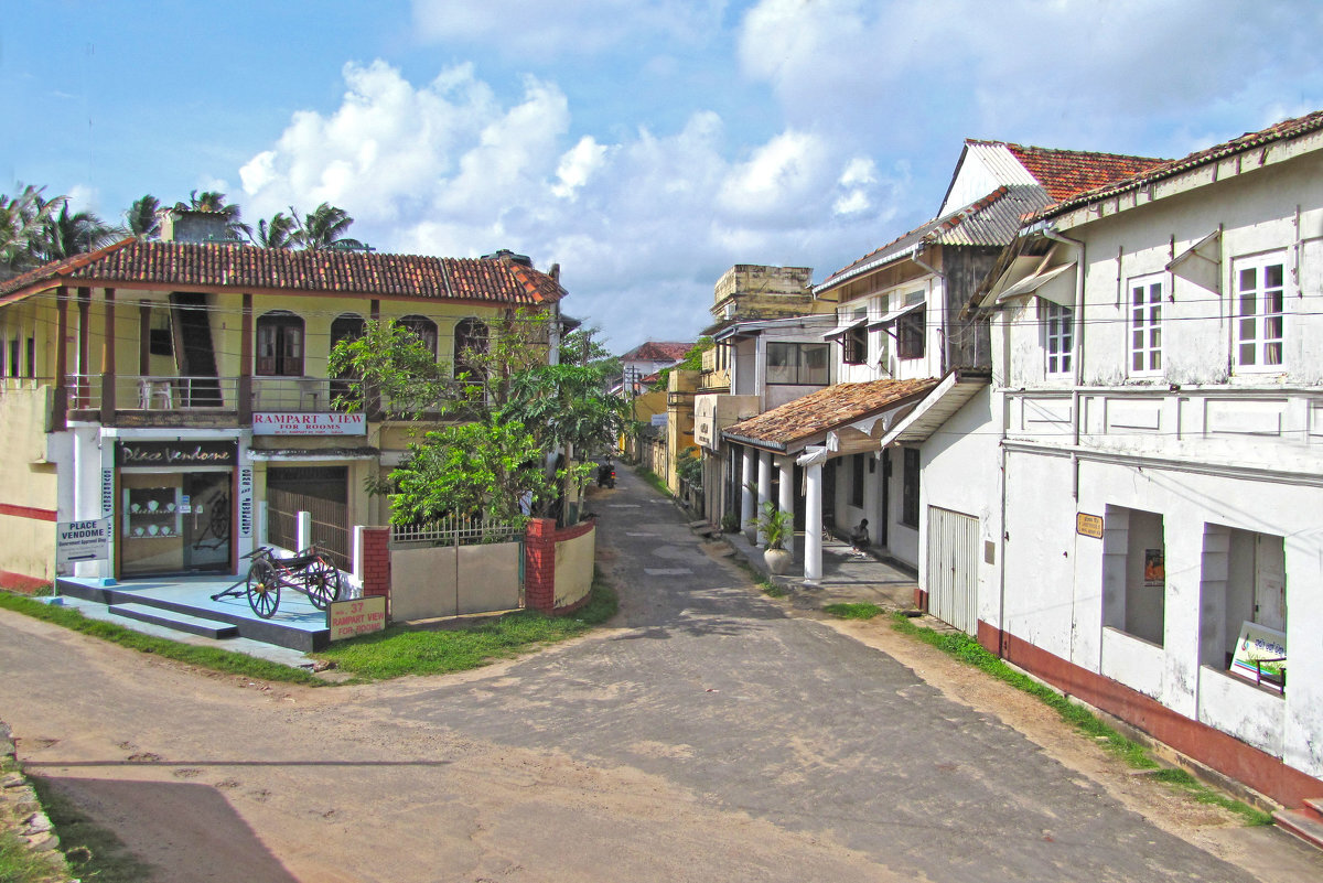 Galle. Форт Галле Шри Ланка. Порт Галле Шри Ланка. Галле (город, Шри-Ланка). Шри Ланка Галле улицы.