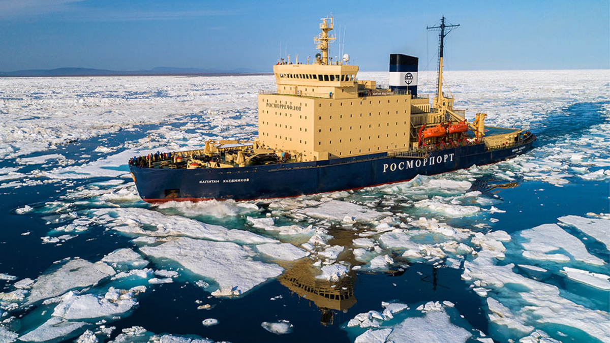 Морские пути кораблей. Атомный ледокол Севморпуть. Северный морской путь ледокол Арктика. Вайгач атомный ледокол.