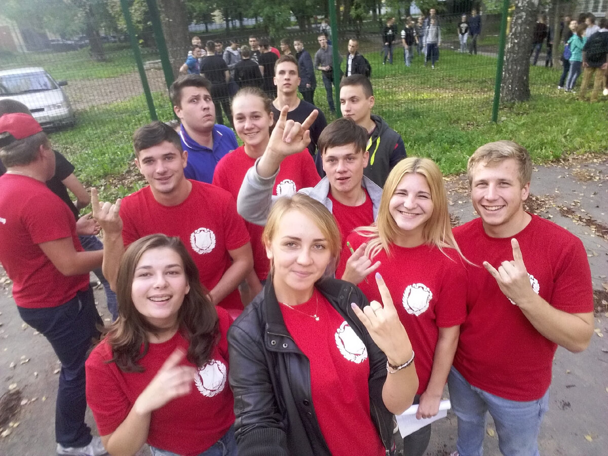 - Эйнштейн бросал школу. А я вуз. Два раза. Учился с 2015 по 2021 и все же получил диплом.