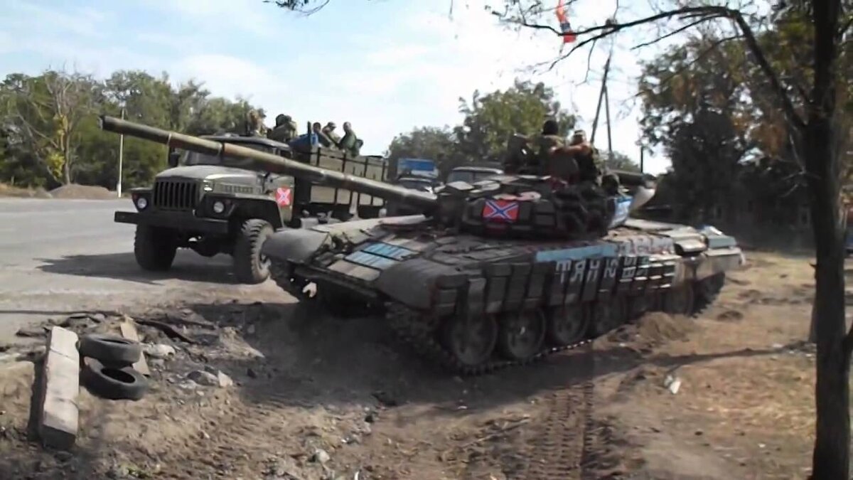 Военная техника ДНР.  фото: картинки  яндекса.