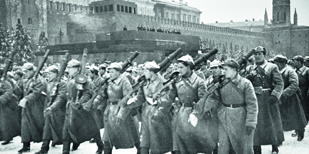 Чудом: как состоялся парад на Красной площади в 1941 году