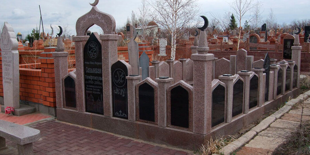 Мусульманские памятники на могилу
