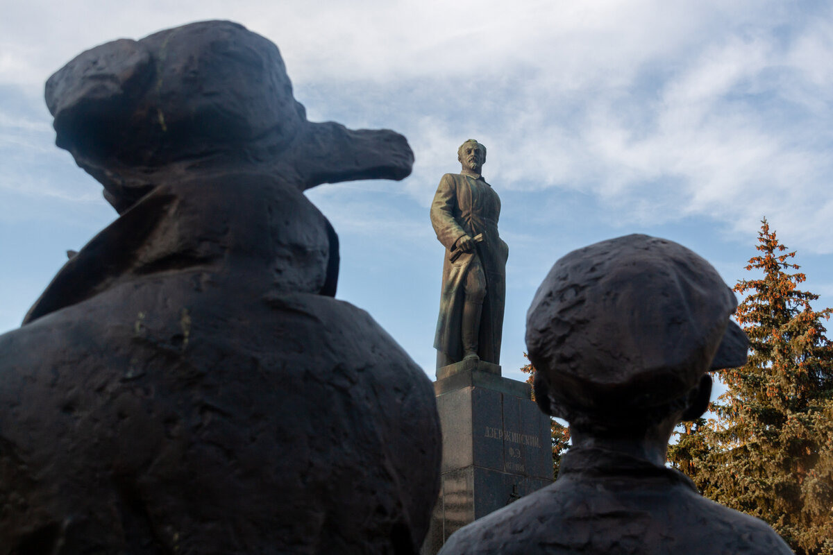 Дзержинск. Памятник Феликсу Эдмундовичу Дзержинскому.
